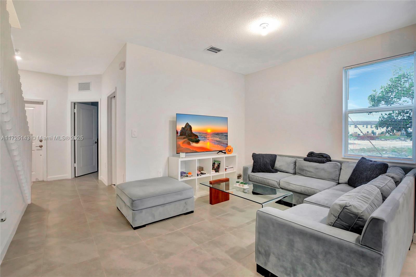 LENNAR WESTVIEW - Residential