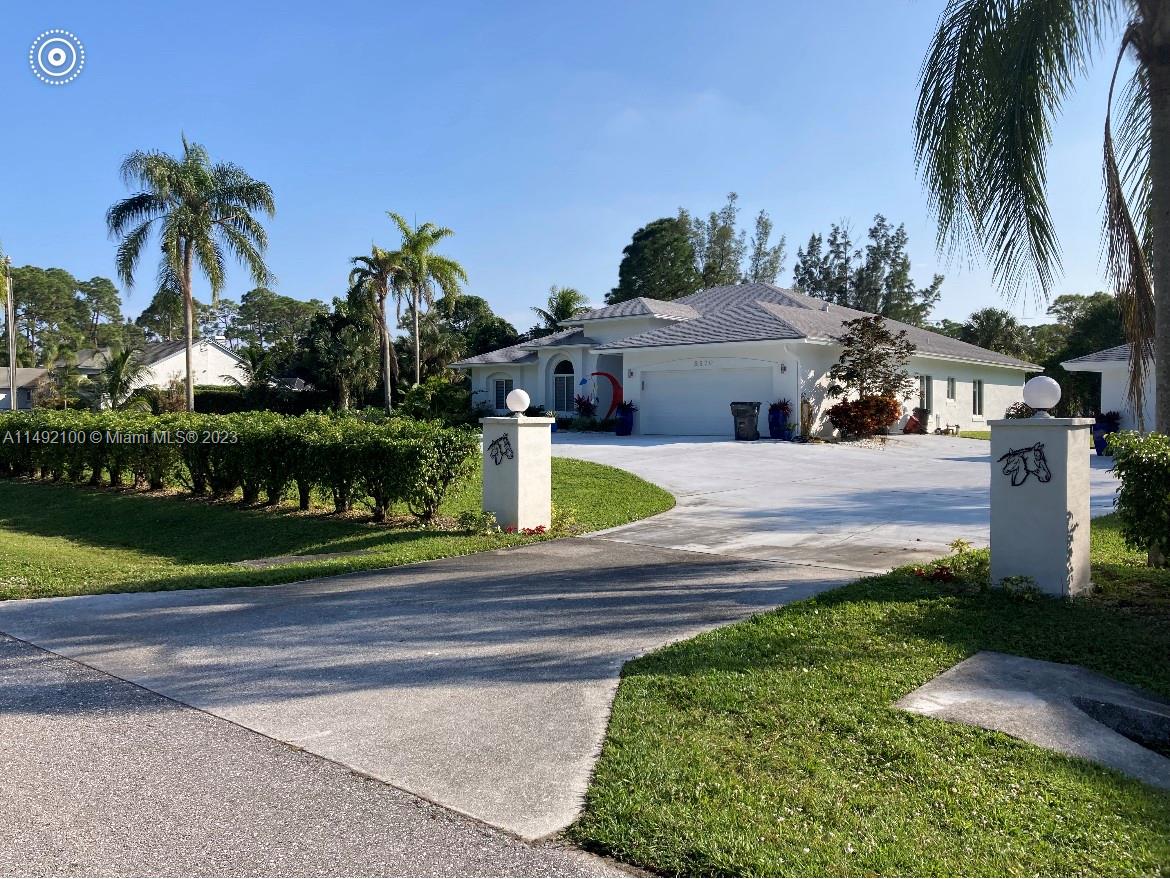 8570 Yearling Dr A, Lake Worth, Palm Beach County, Florida - 4 Bedrooms  
3 Bathrooms - 
