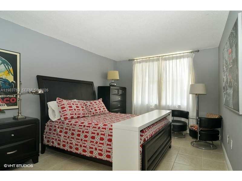 Bayview Palms Condo - Residential Lease