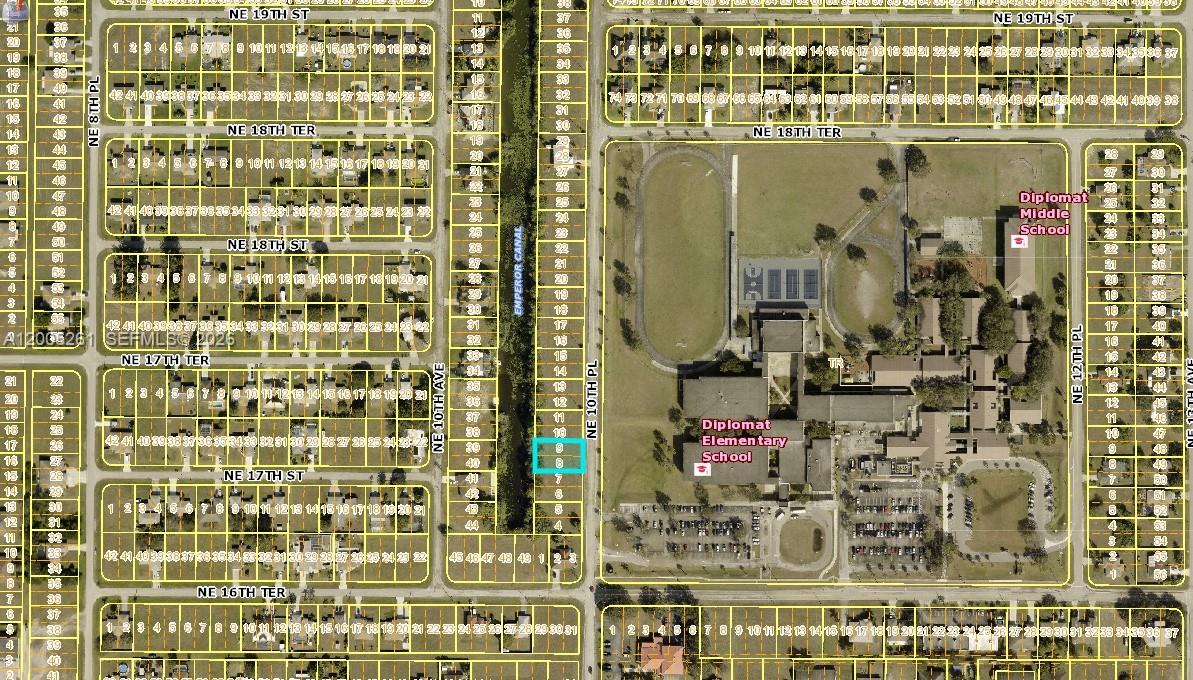 CAPE CORAL - Land