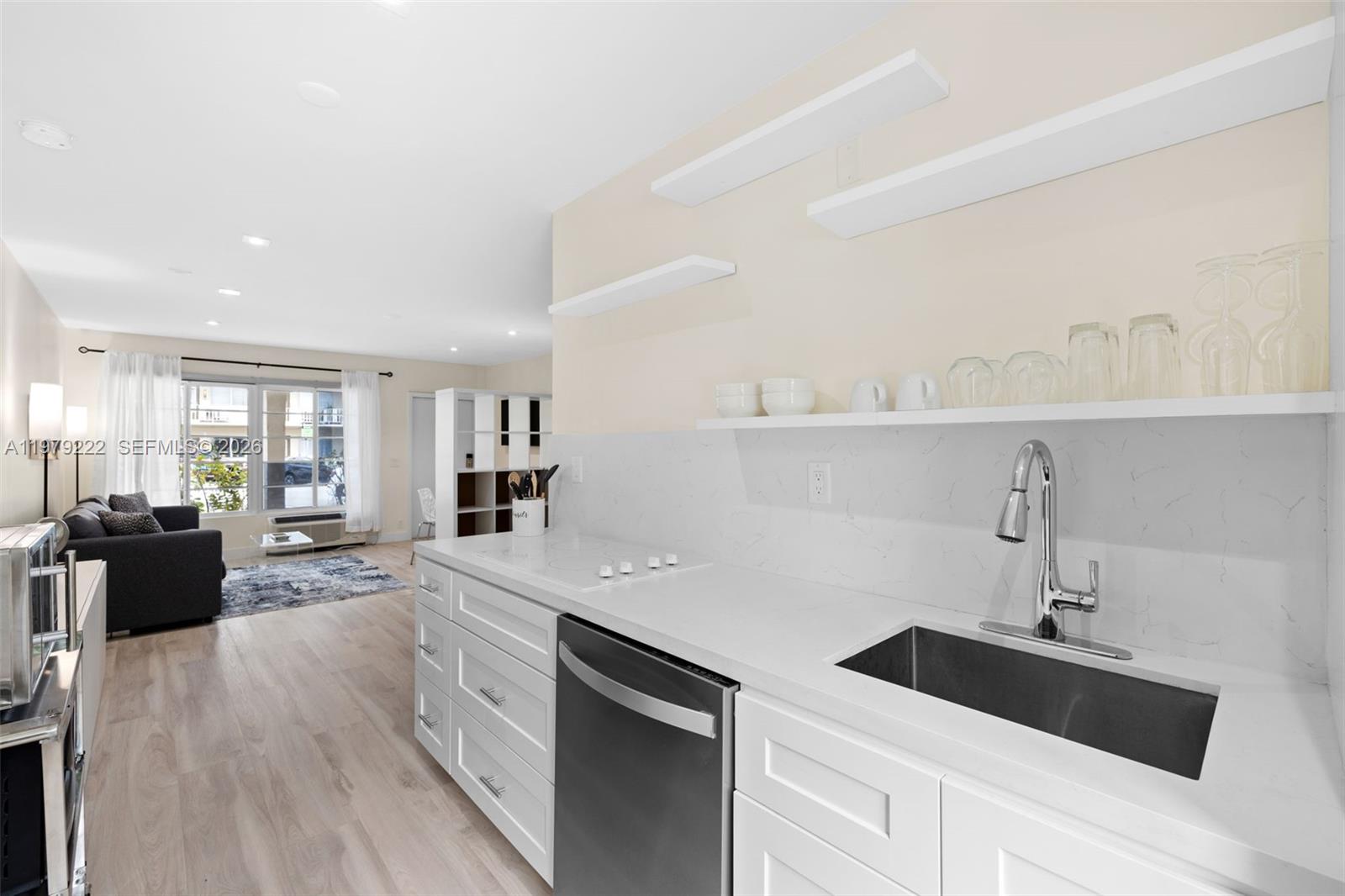 KEN MAE GARDEN CONDO - Residential Lease