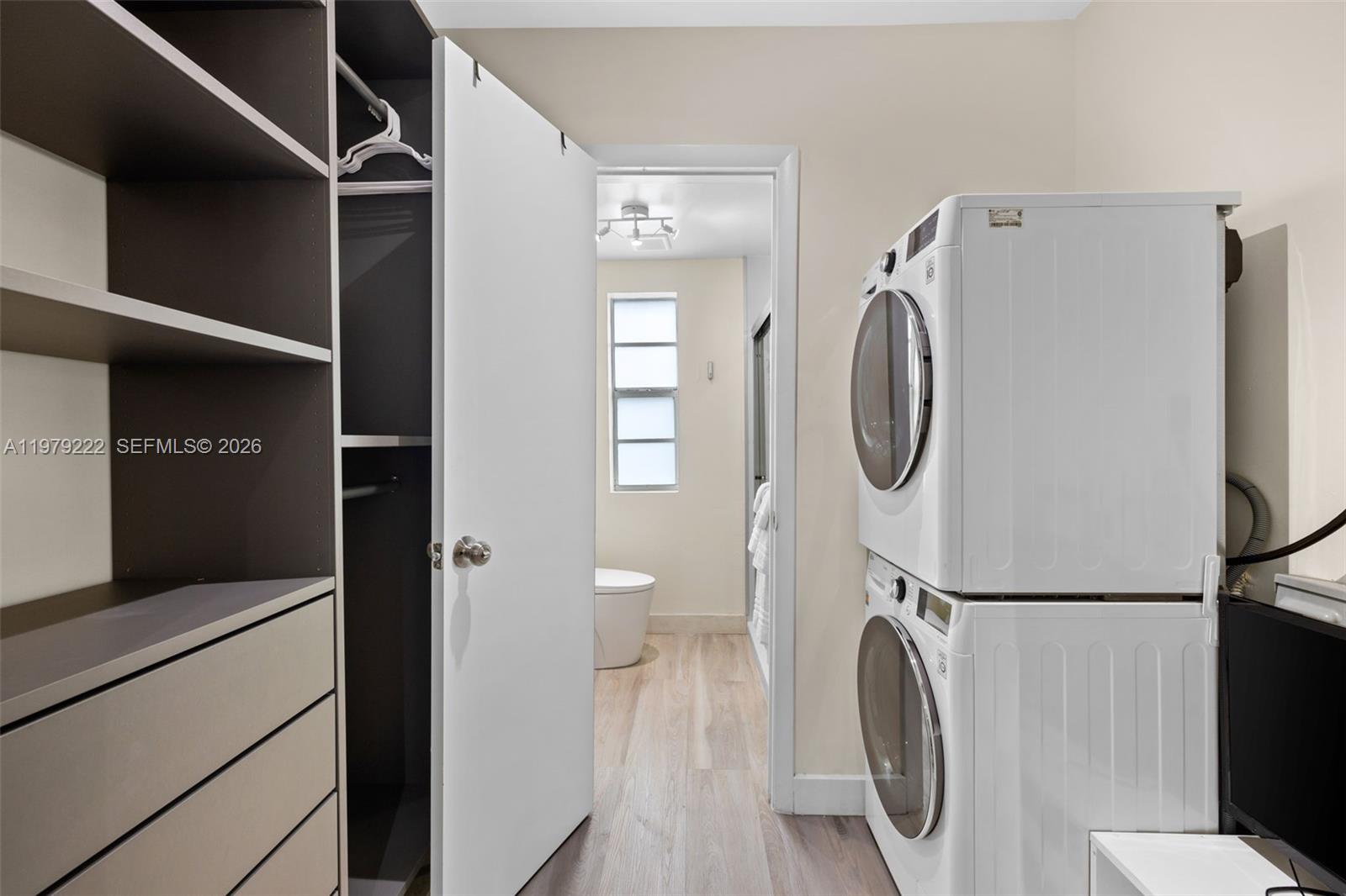 KEN MAE GARDEN CONDO - Residential Lease