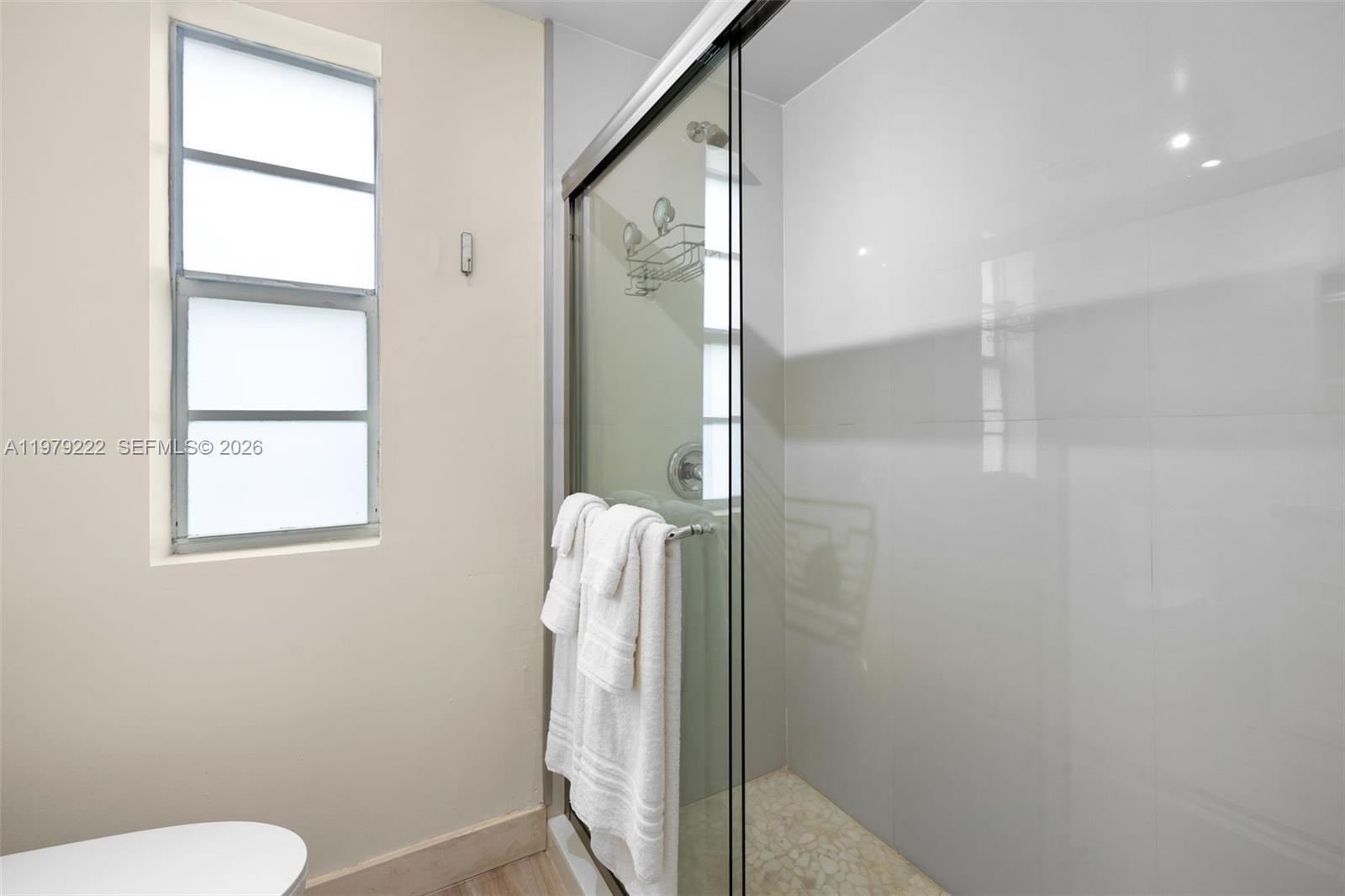 KEN MAE GARDEN CONDO - Residential Lease