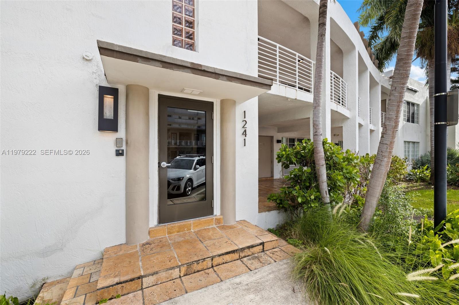 KEN MAE GARDEN CONDO - Residential Lease