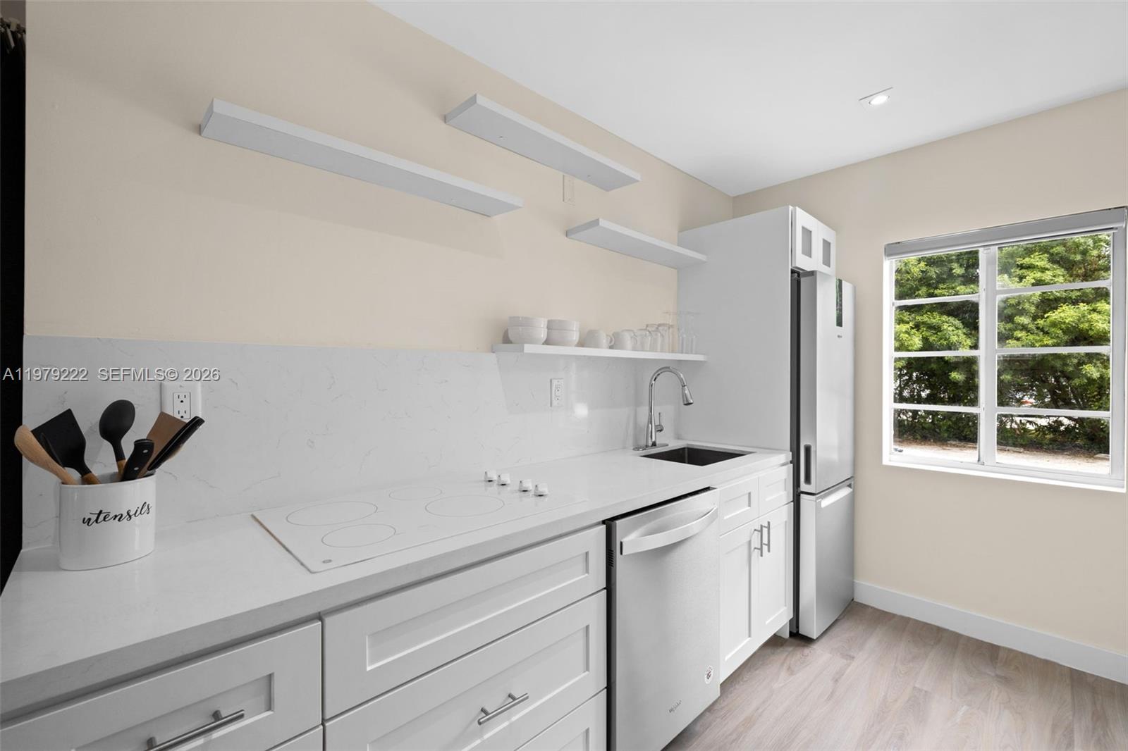 KEN MAE GARDEN CONDO - Residential Lease