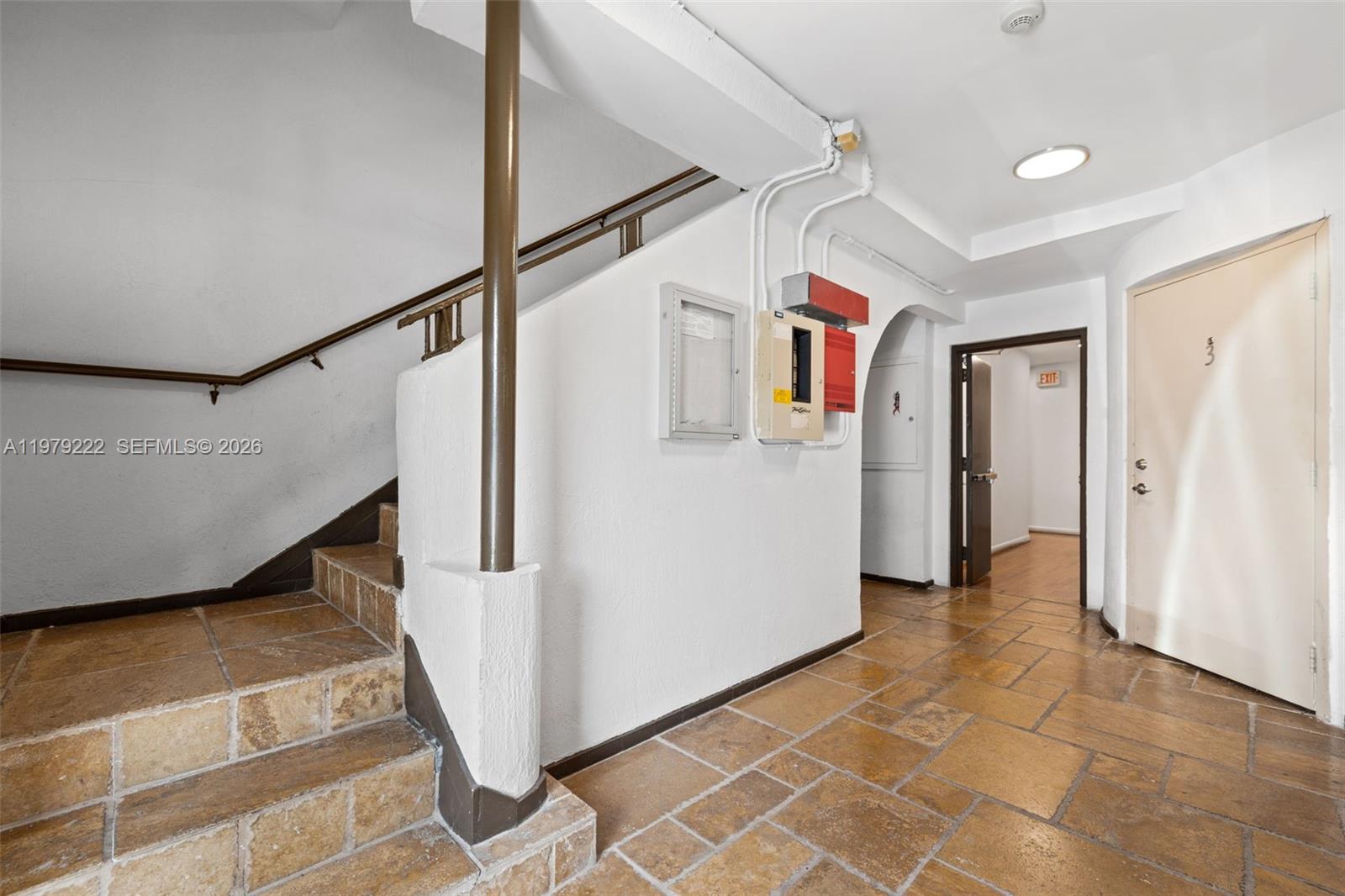 KEN MAE GARDEN CONDO - Residential Lease