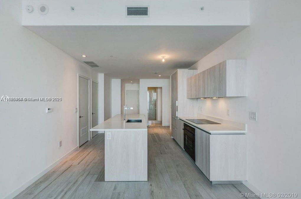 GRAN PARAISO CONDO - Residential