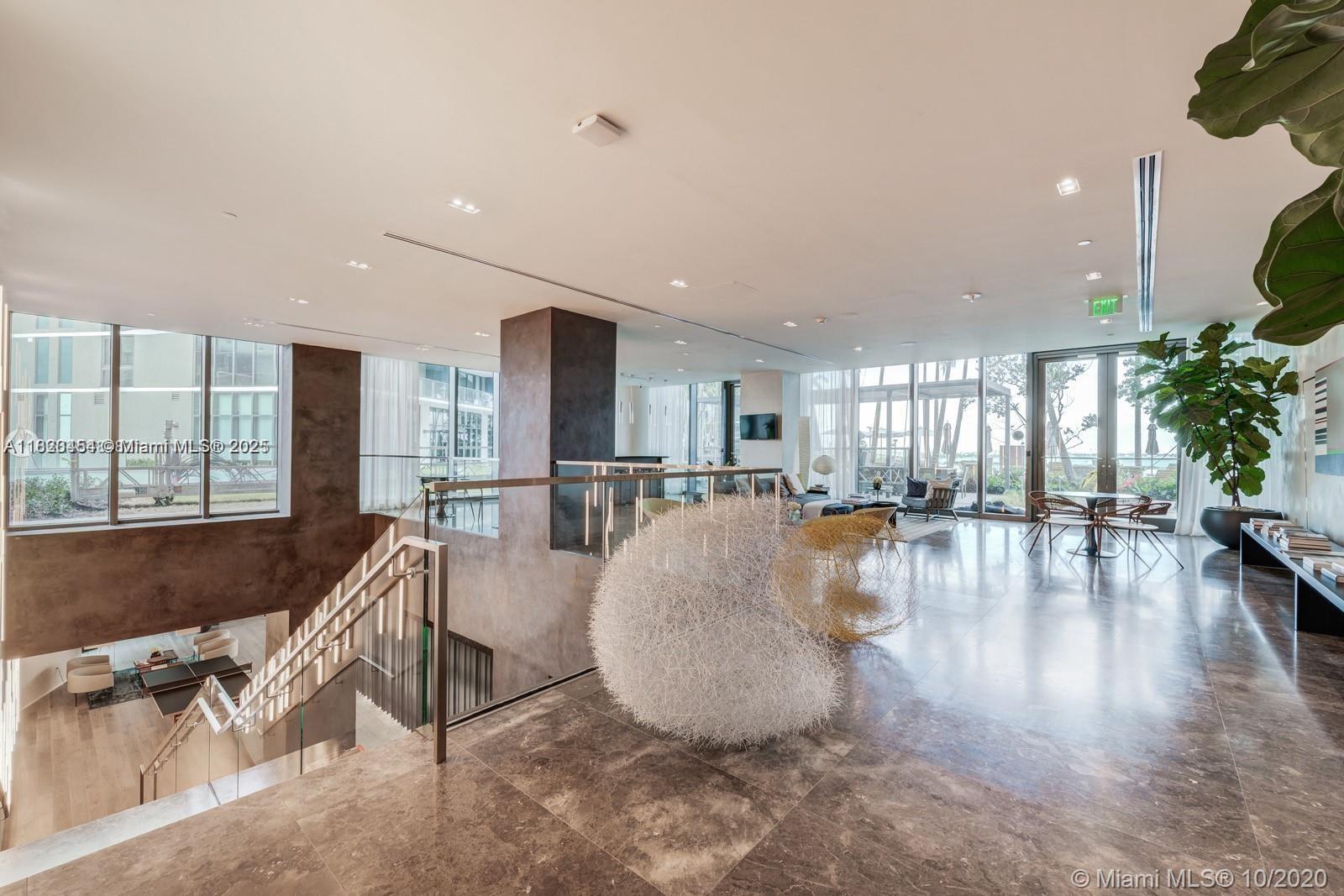 GRAN PARAISO CONDO - Residential