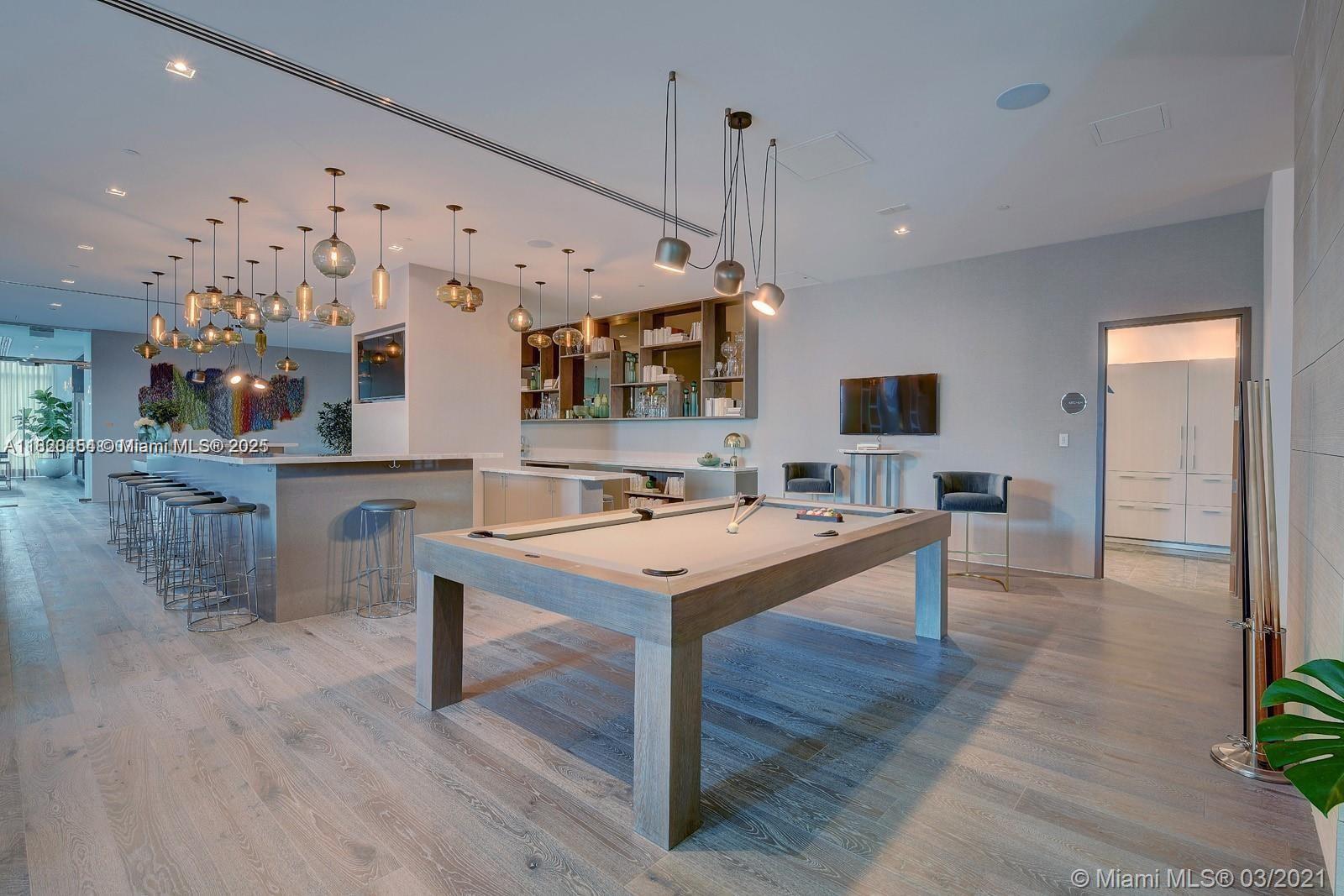 GRAN PARAISO CONDO - Residential