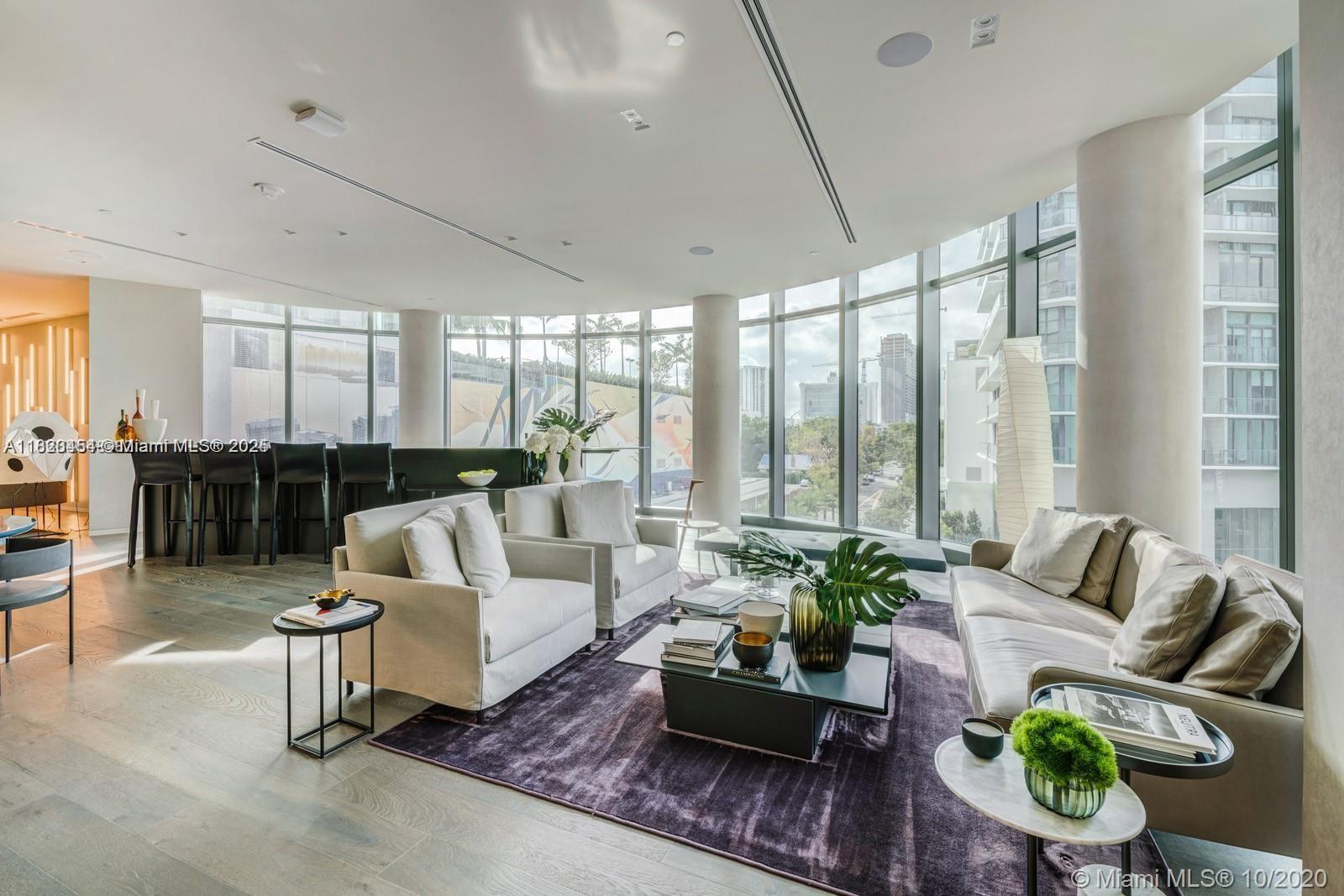 GRAN PARAISO CONDO - Residential