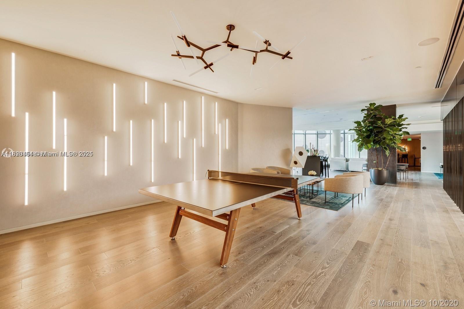 GRAN PARAISO CONDO - Residential