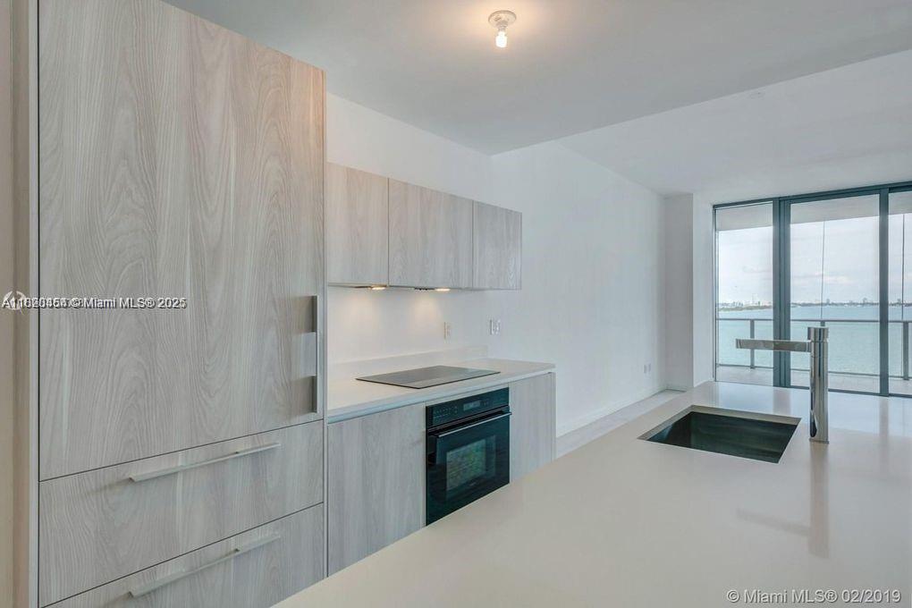 GRAN PARAISO CONDO - Residential