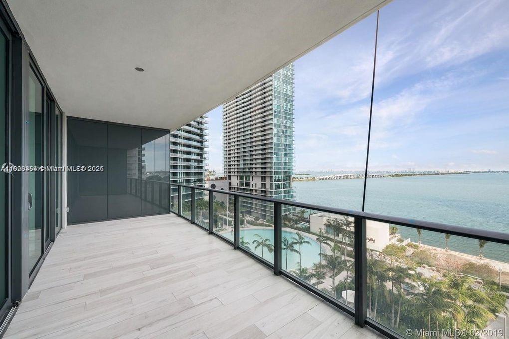 GRAN PARAISO CONDO - Residential