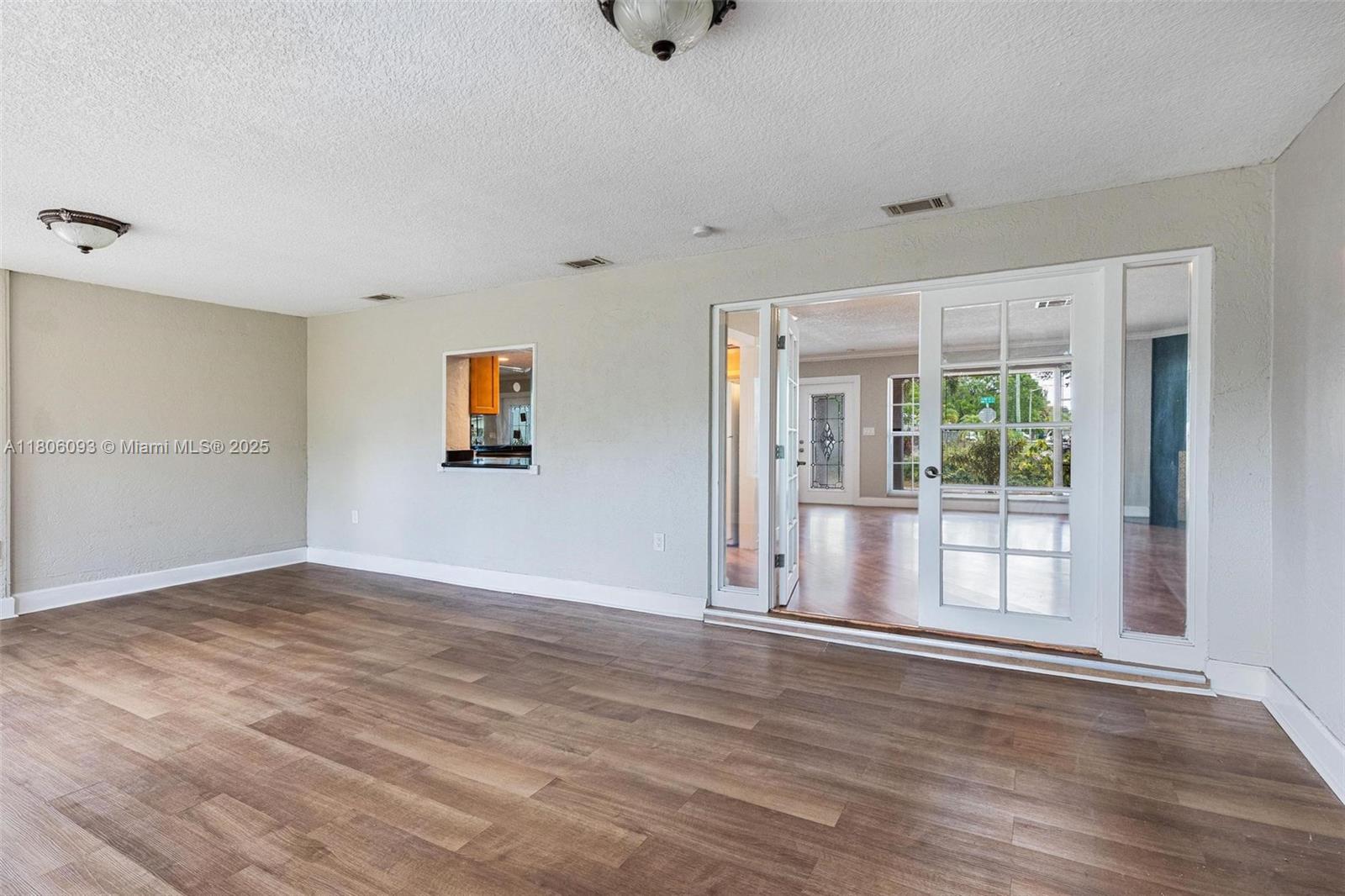TWIN LAKES RESUB OF BLKS - Residential