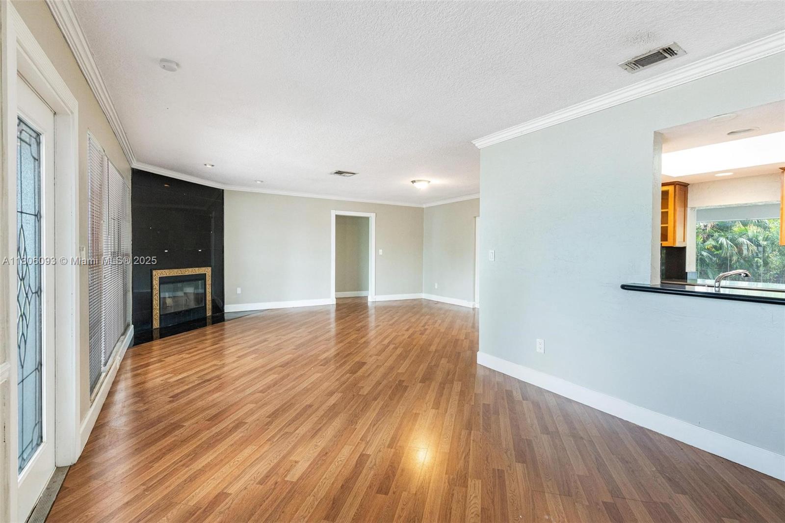 TWIN LAKES RESUB OF BLKS - Residential