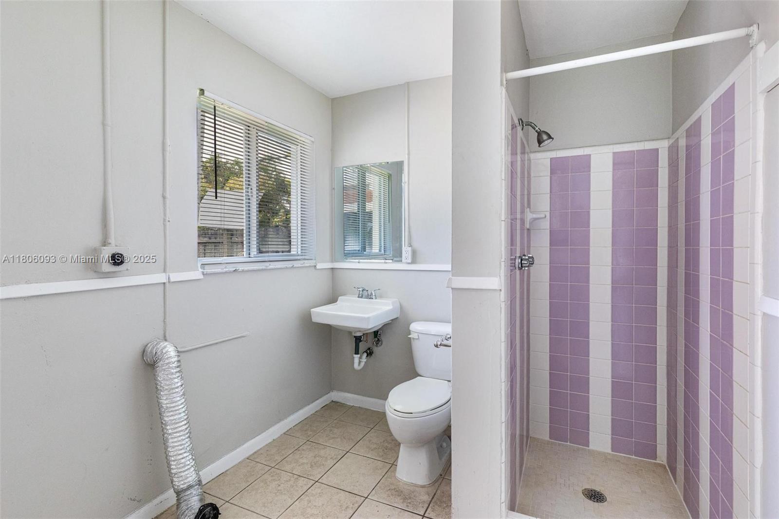 TWIN LAKES RESUB OF BLKS - Residential