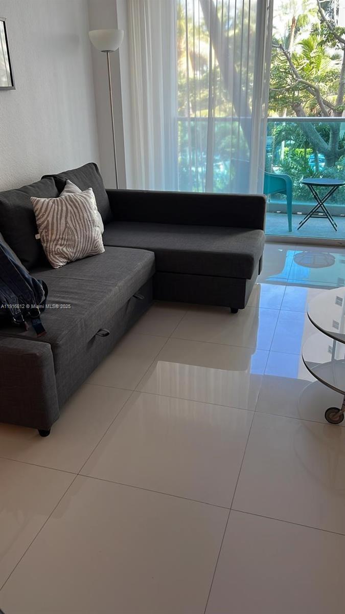 SIAN OCEAN RESIDENCES CON - Residential