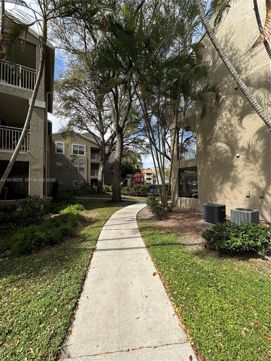 VERANO AT DELRAY CONDO - Residential Lease