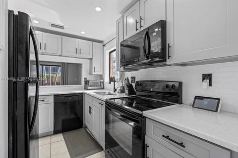 Photo of 8009 NW 29th St, Sunrise, FL 33322 (MLS # A11949013)