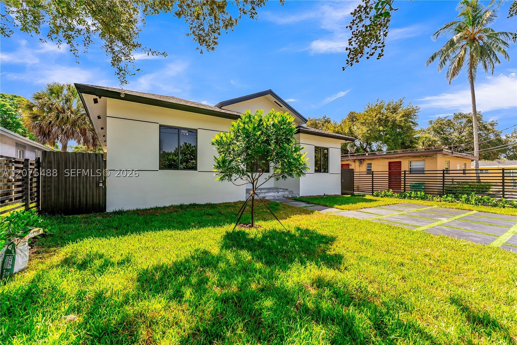 512 NW 23rd Ave