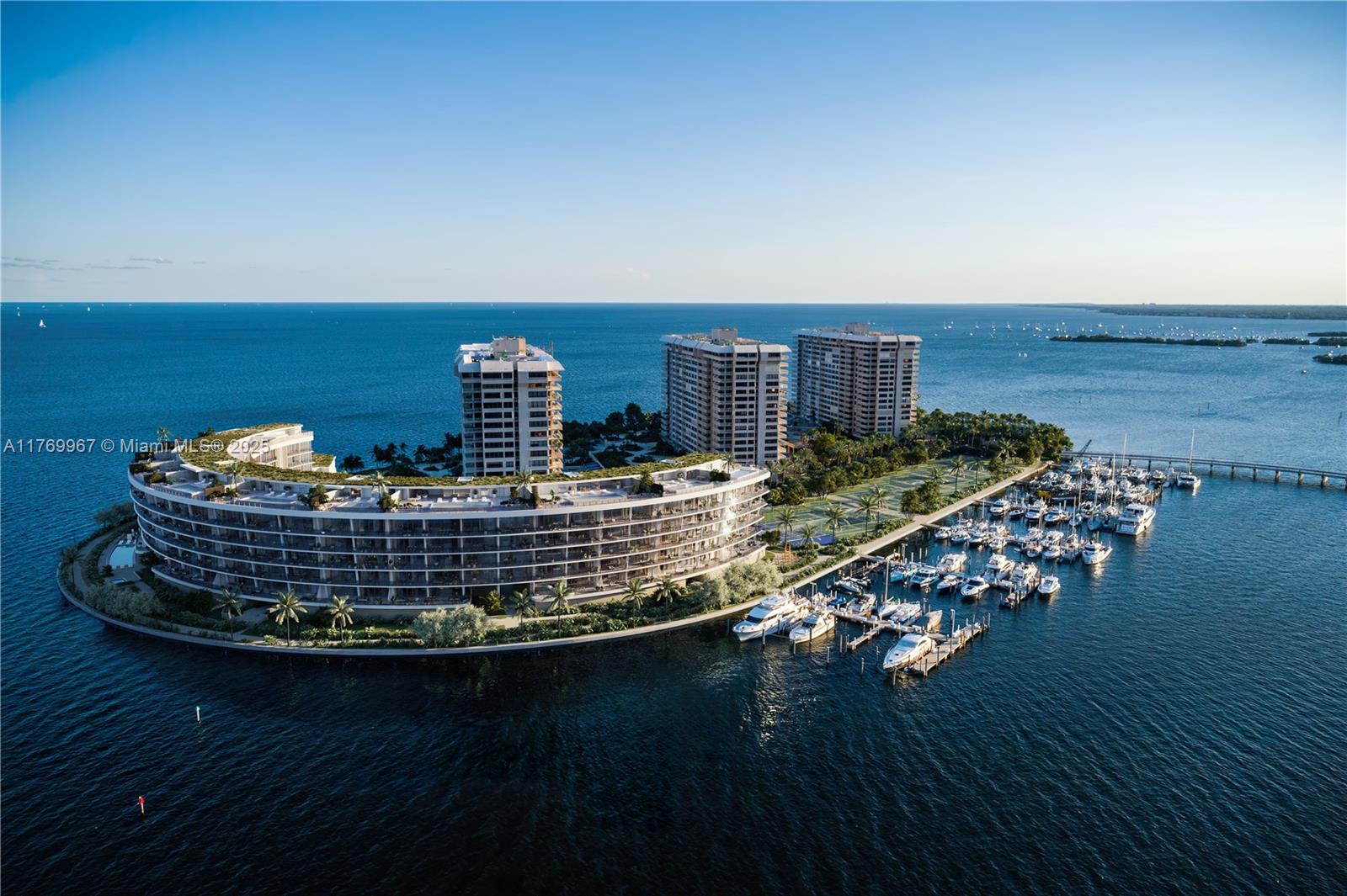5 Grove Isle Drive L401