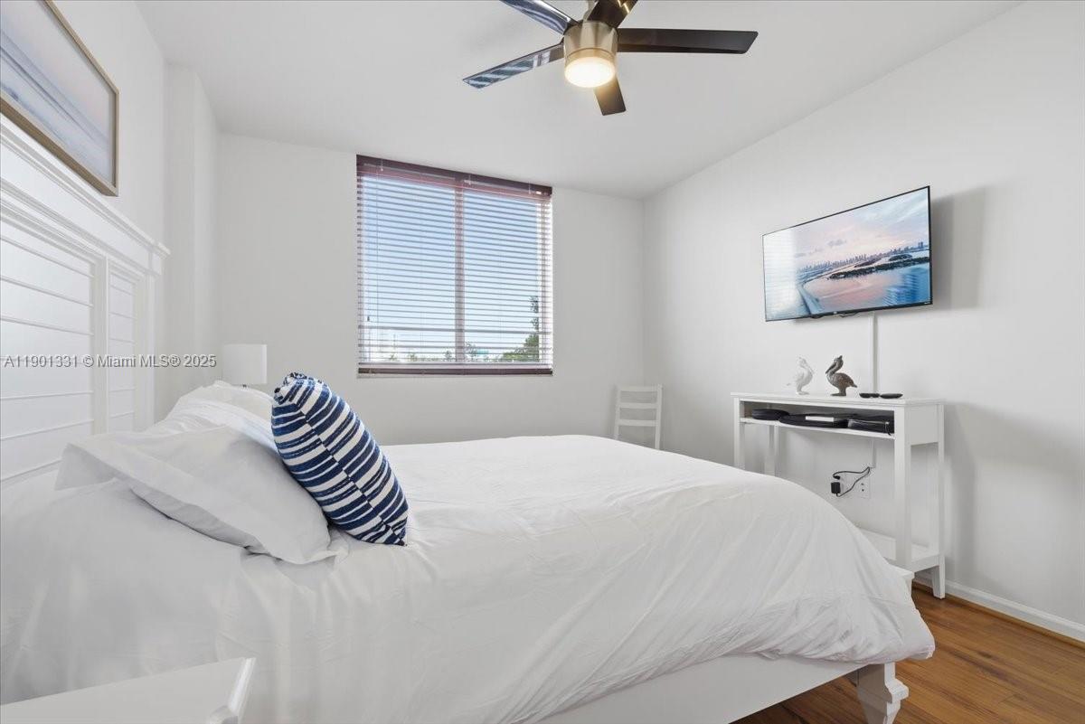 VENTURE AT AVENTURA EAST - Residential Lease