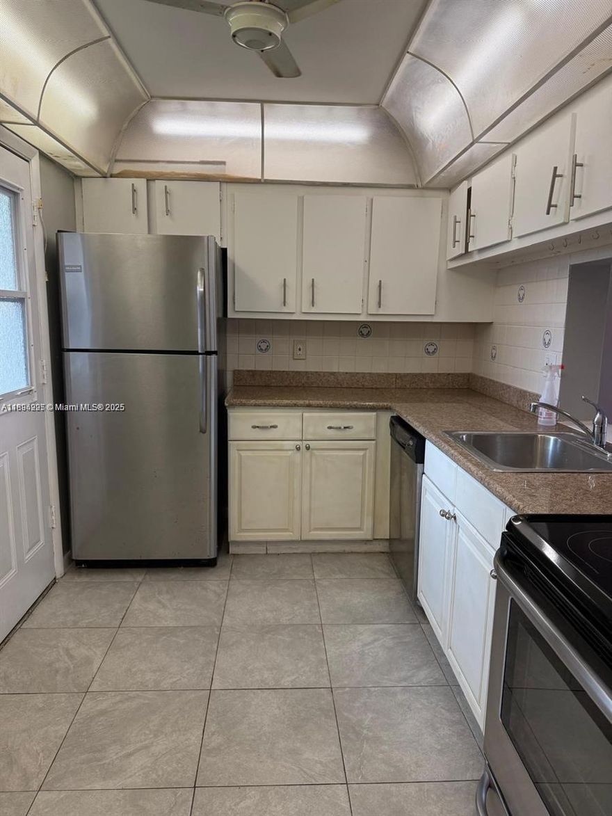 PRICE TO RENT FAST CALL LISTING AGENT FOR APPOINTMENTS