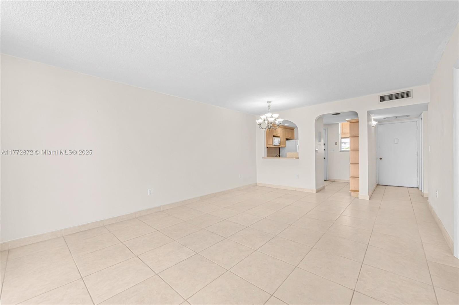 3010 Marcos Dr R509