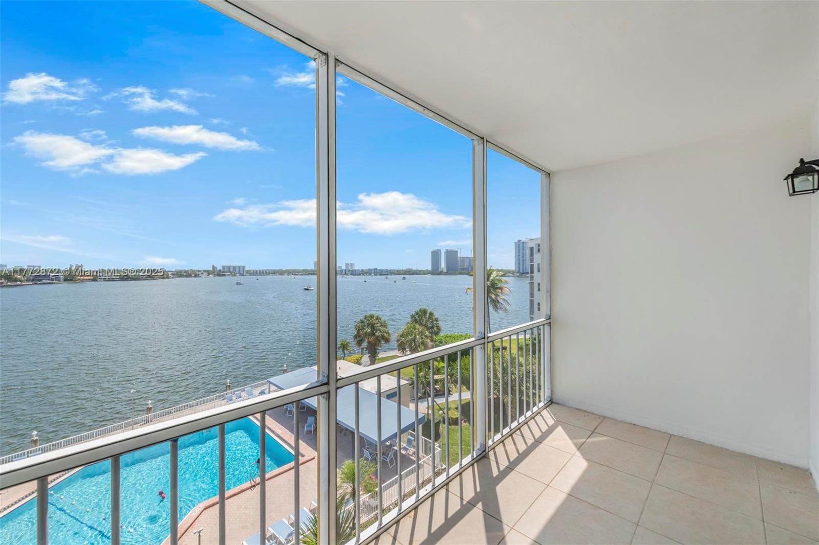 Property for Sale at 3010 Marcos Dr R509, Aventura, Miami-Dade County, Florida - Bedrooms: 1 
Bathrooms: 1  - $179,000