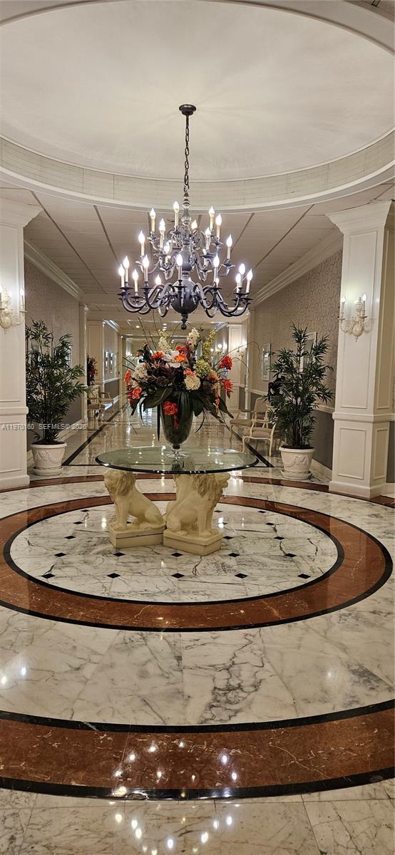 HALLMARK OF HOLLYWOOD CON - Residential