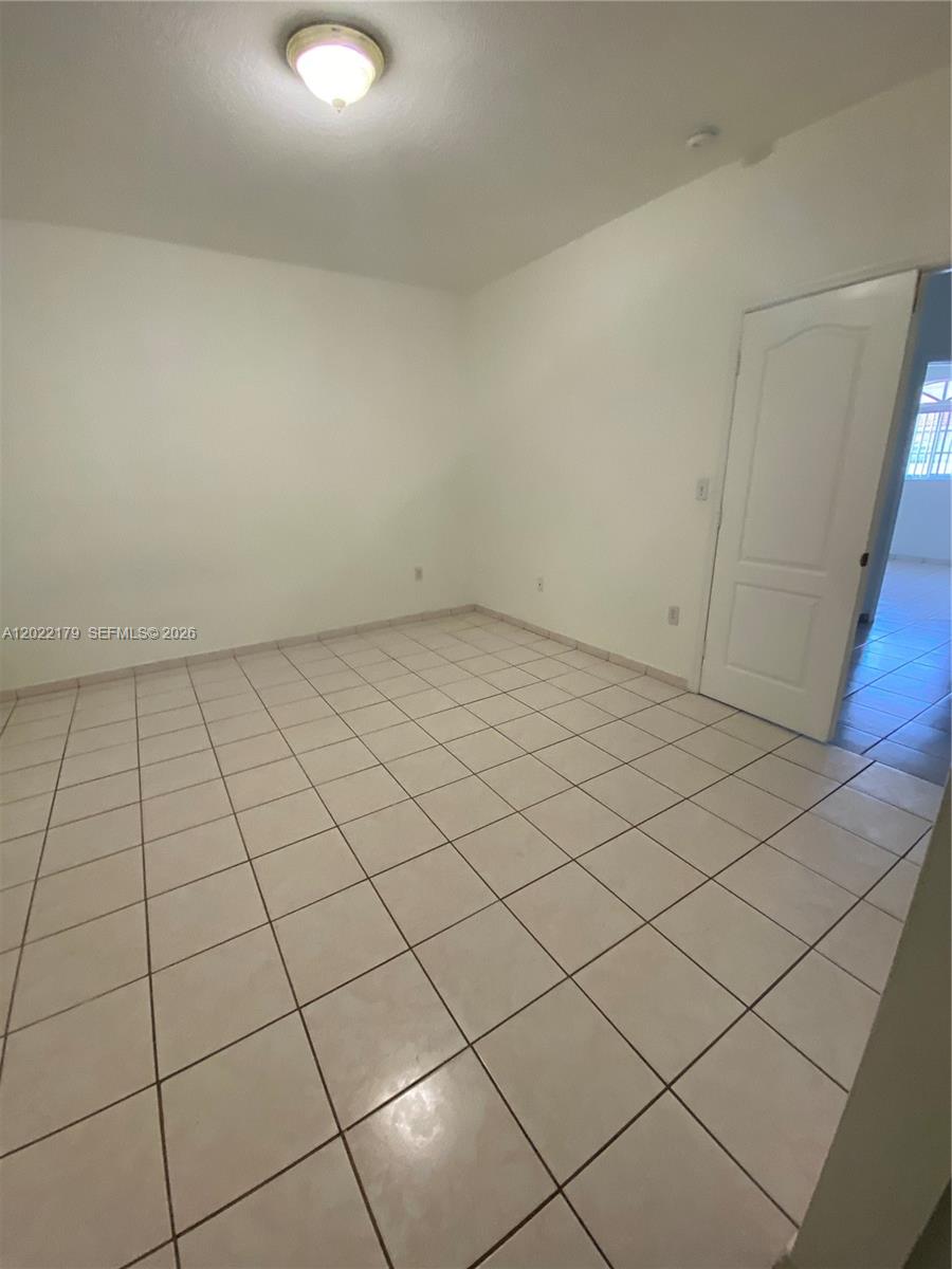 POINCIANA ROYALE VILLAS C - Residential