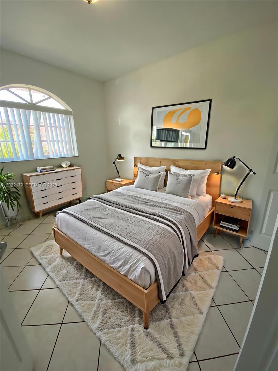 POINCIANA ROYALE VILLAS C - Residential