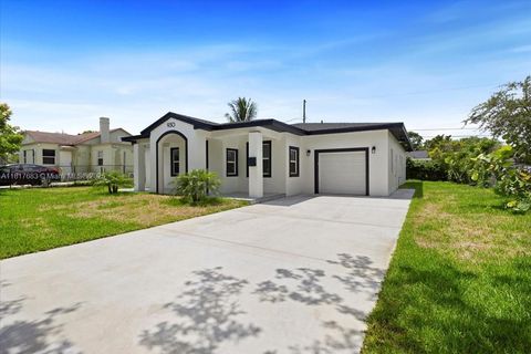 930 34th St West Palm Beach FL 33407