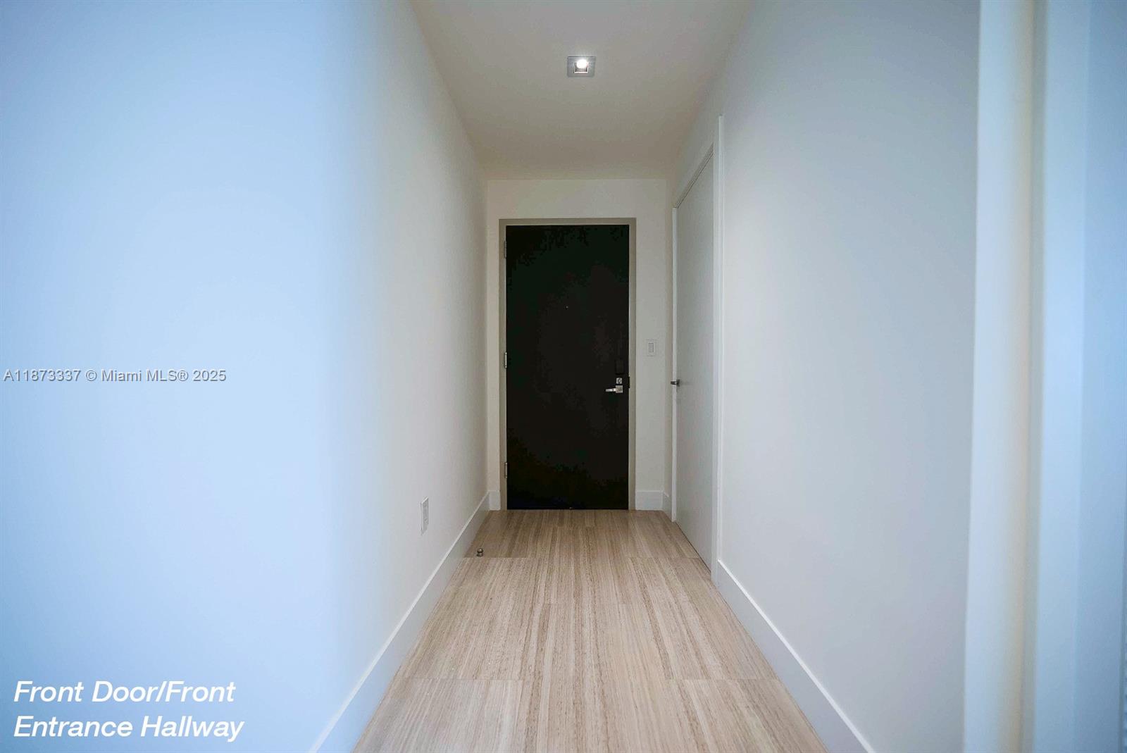 1451 Brickell Ave 2706