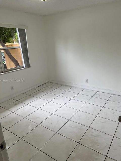 listing image 40