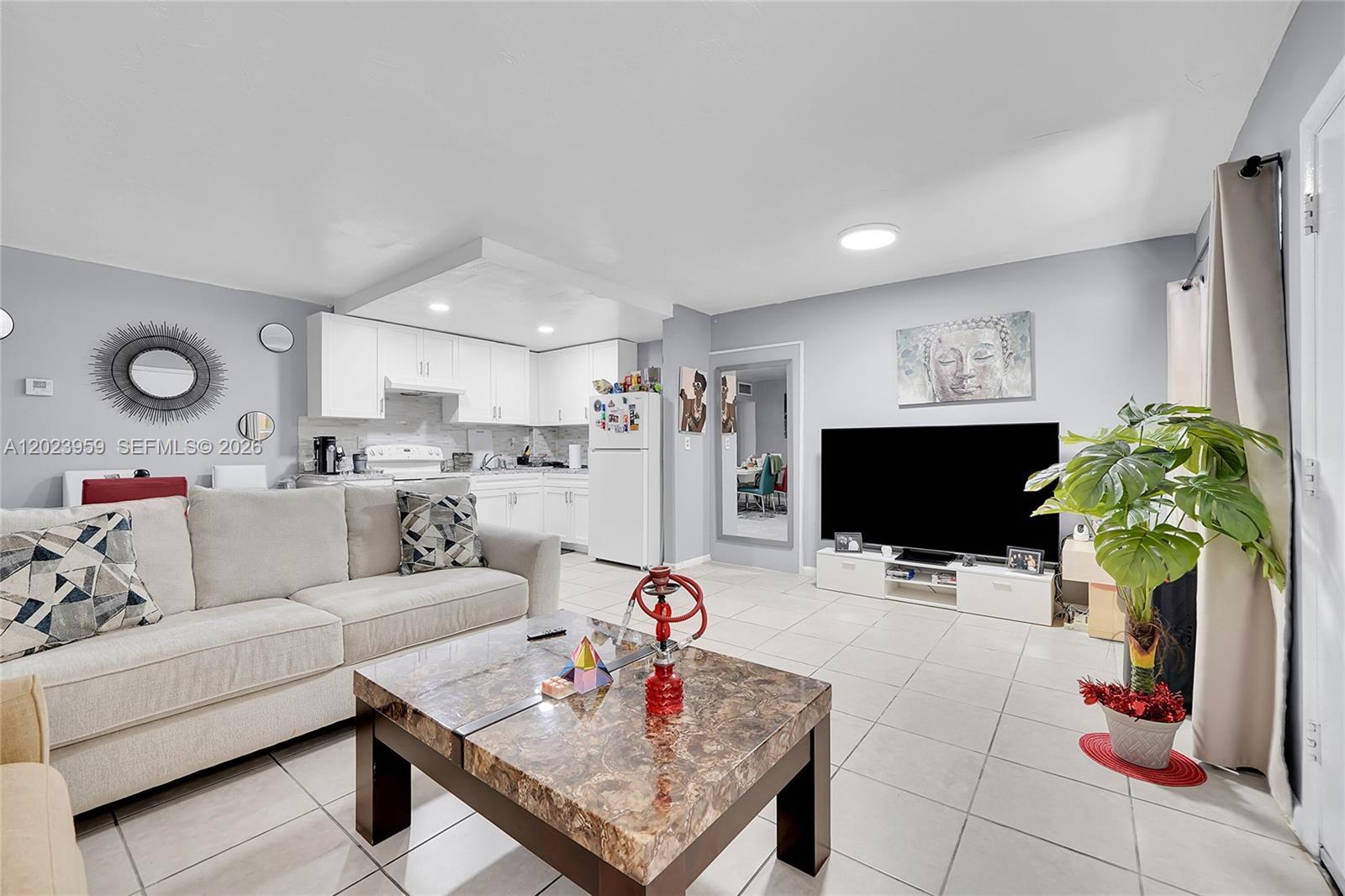 THE PALMS 51 CONDO - Residential