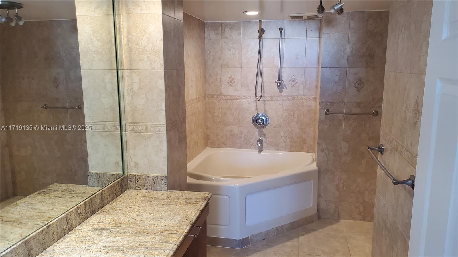 Rental Property at 1833 S Ocean Dr 1203, Hallandale Beach, Broward County, Florida - Bedrooms: 2 
Bathrooms: 2  - $2,300 MO.