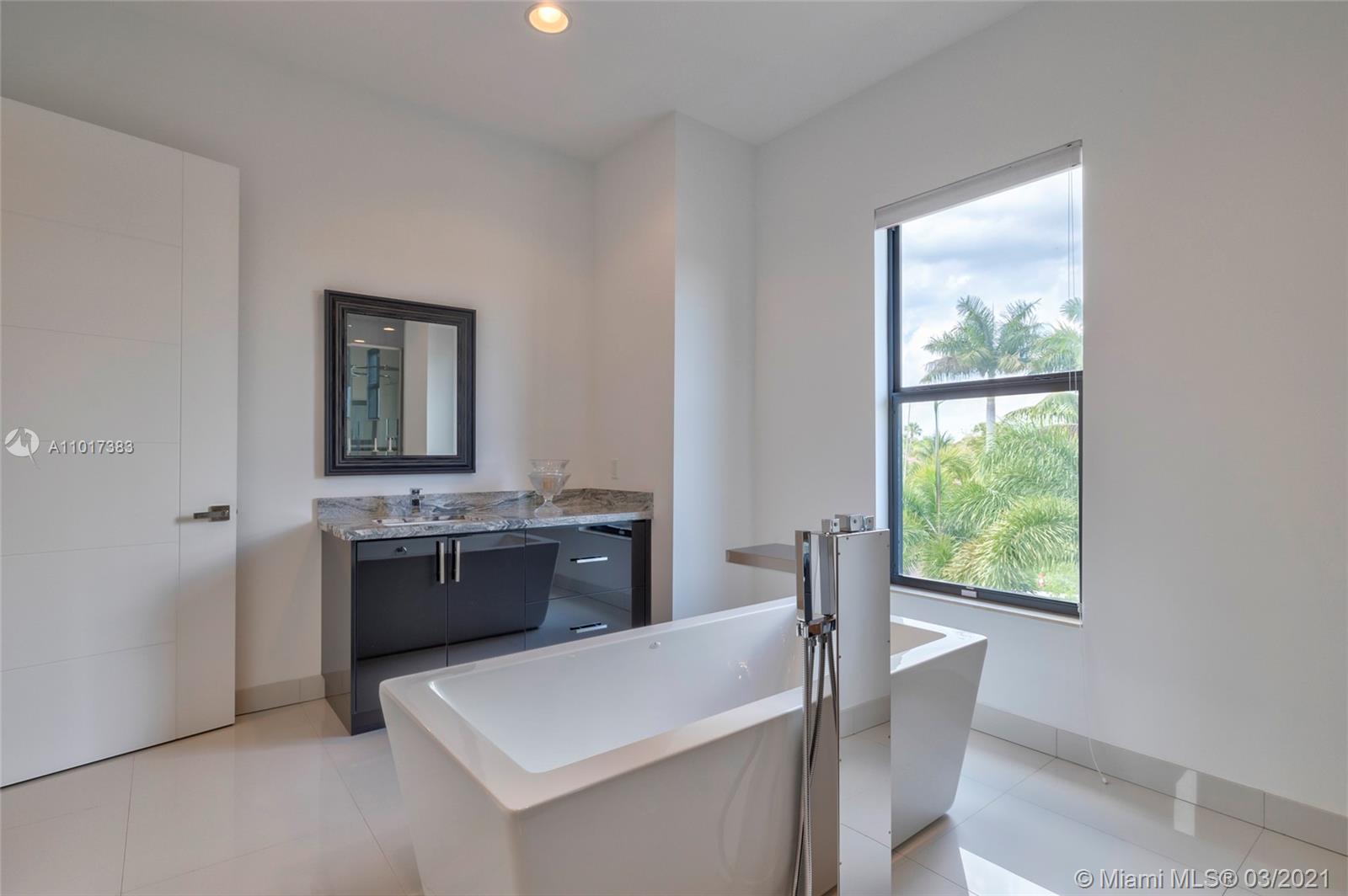 HERON ESTATES AT HERON BAY - Residential