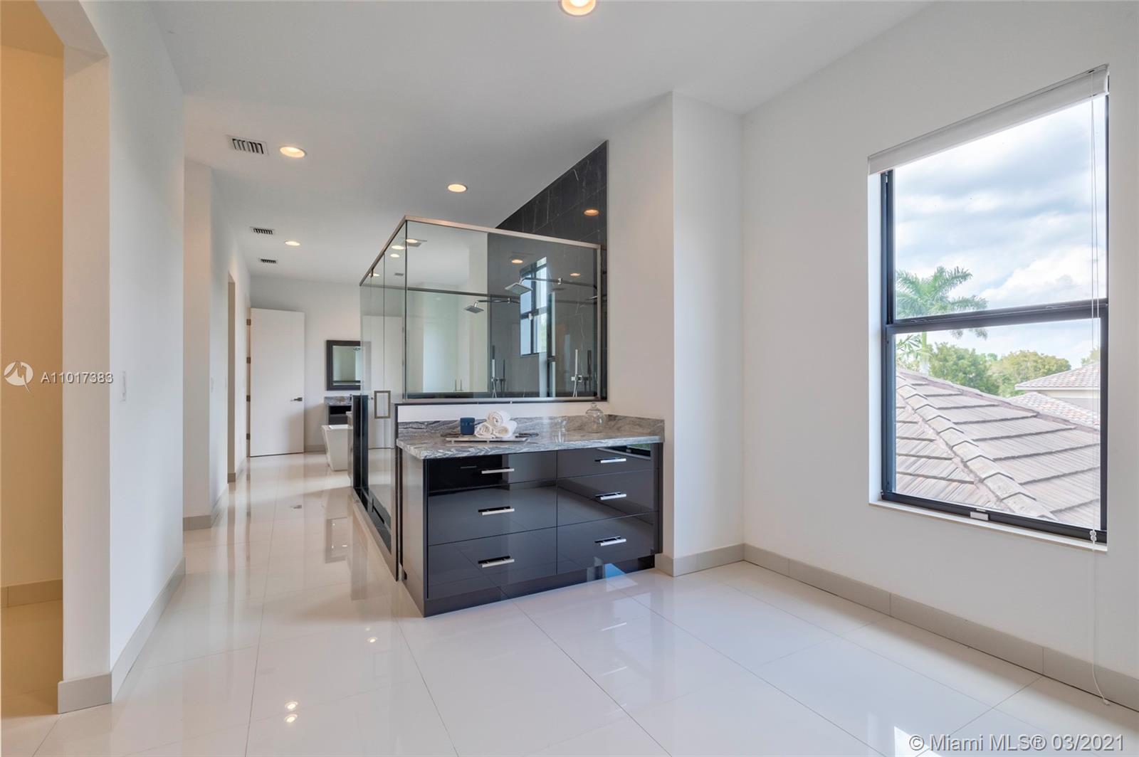 HERON ESTATES AT HERON BAY - Residential