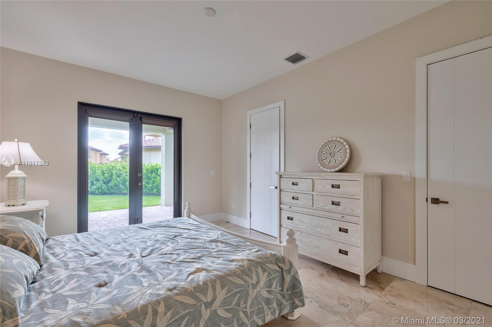 HERON ESTATES AT HERON BAY - Residential