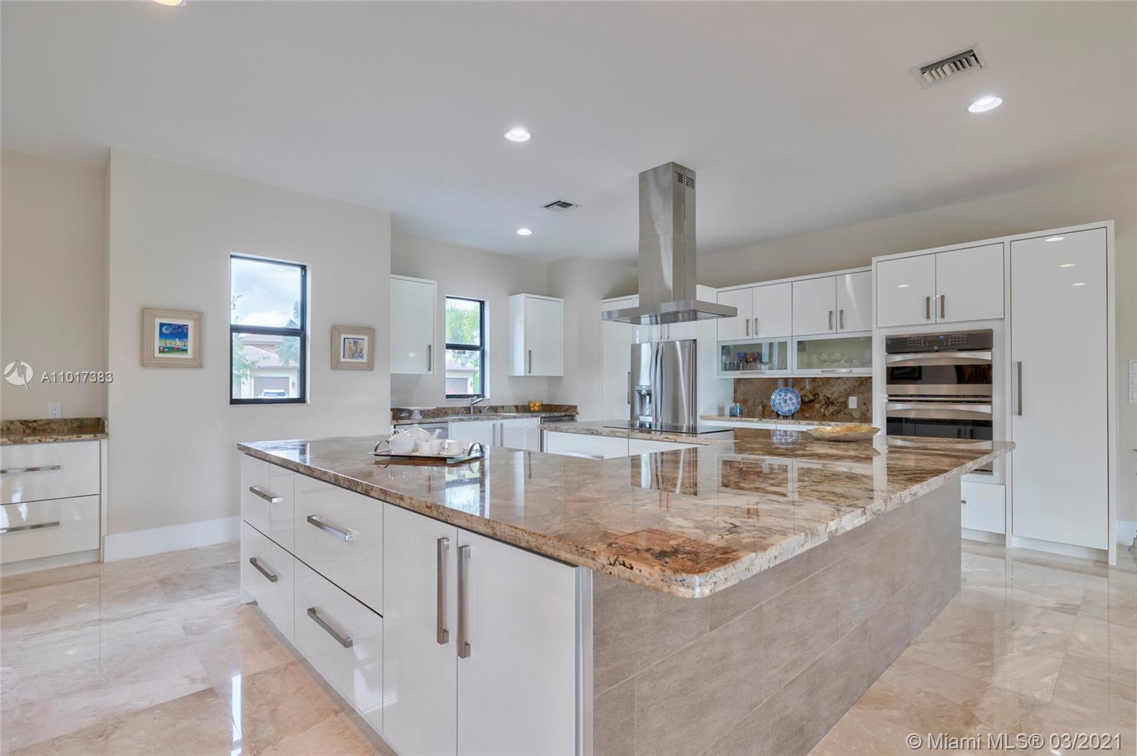 HERON ESTATES AT HERON BAY - Residential