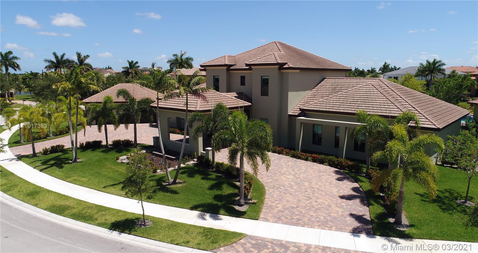 HERON ESTATES AT HERON BAY - Residential