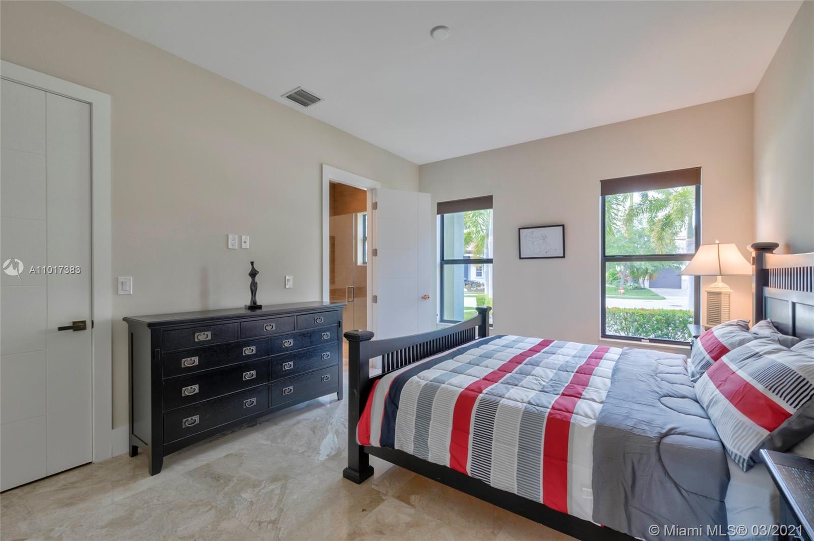 HERON ESTATES AT HERON BAY - Residential