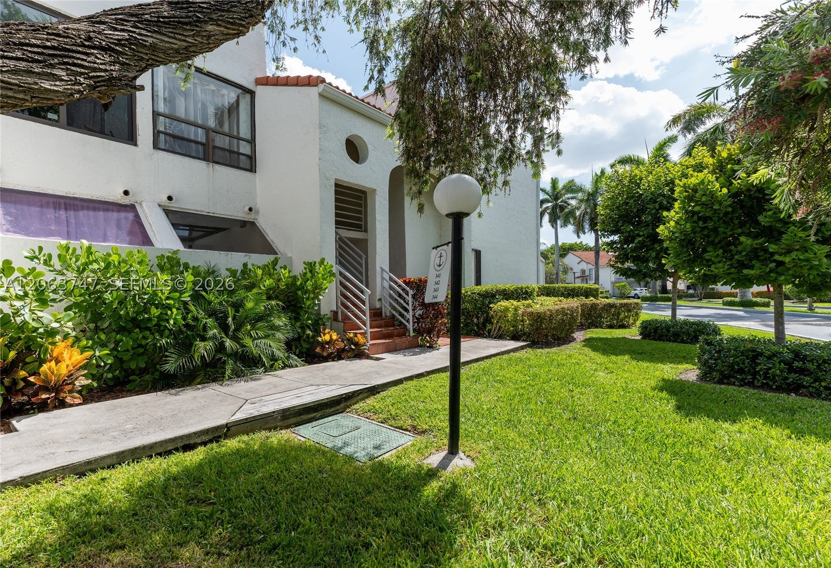 3571 Magellan Cir 343-4