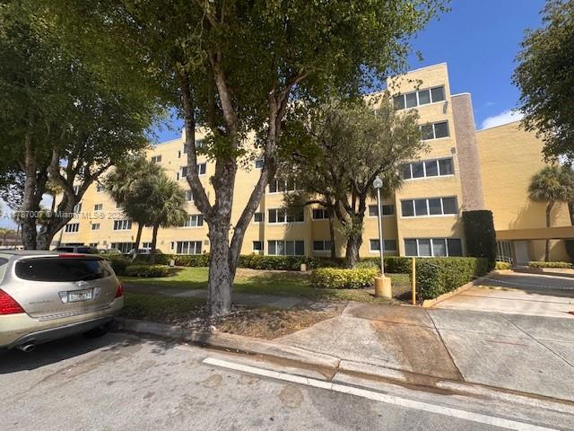 2690 SW 22 TH AVE 501