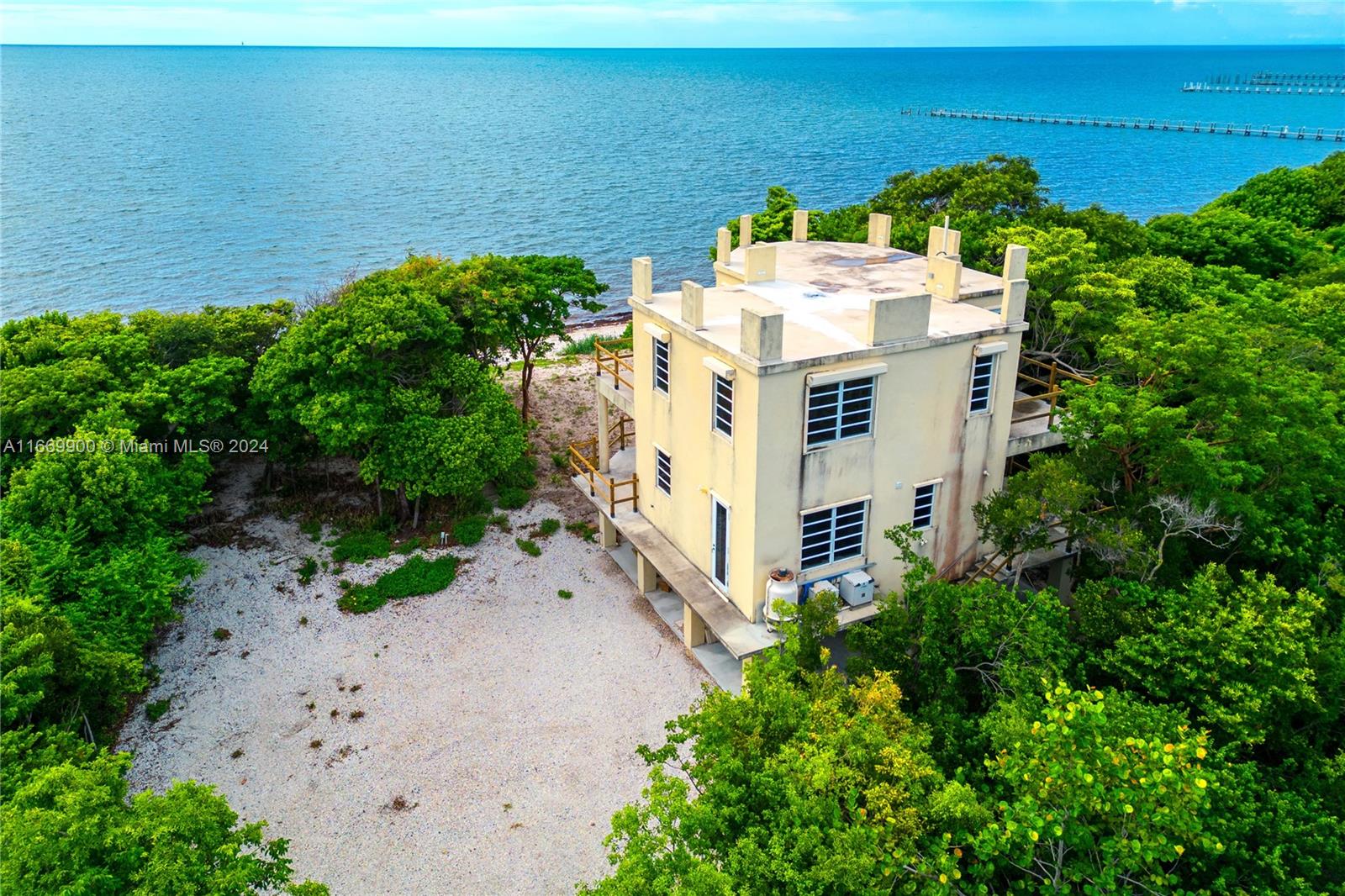 SUGARLOAF KEY - Residential