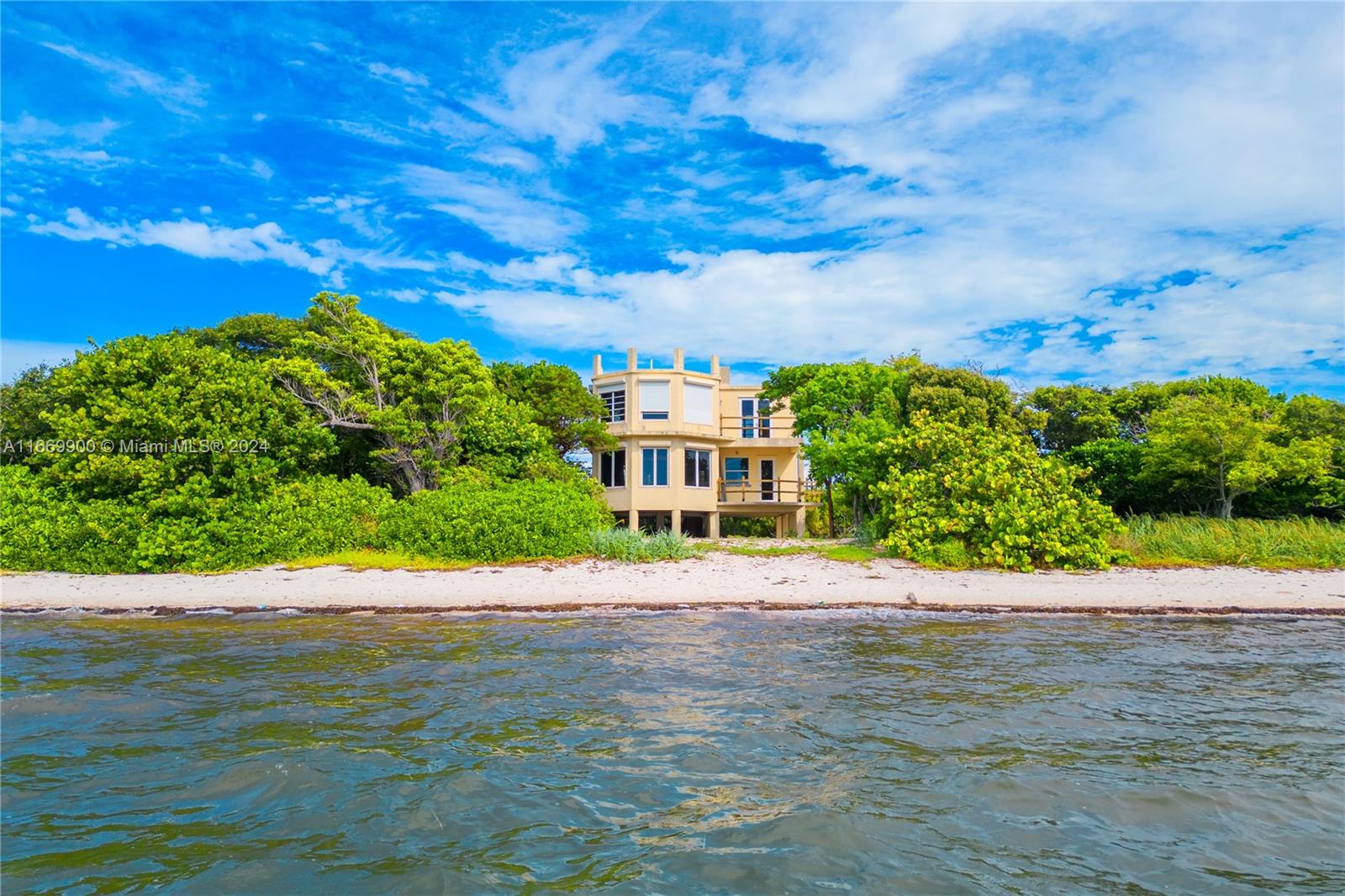 SUGARLOAF KEY - Residential