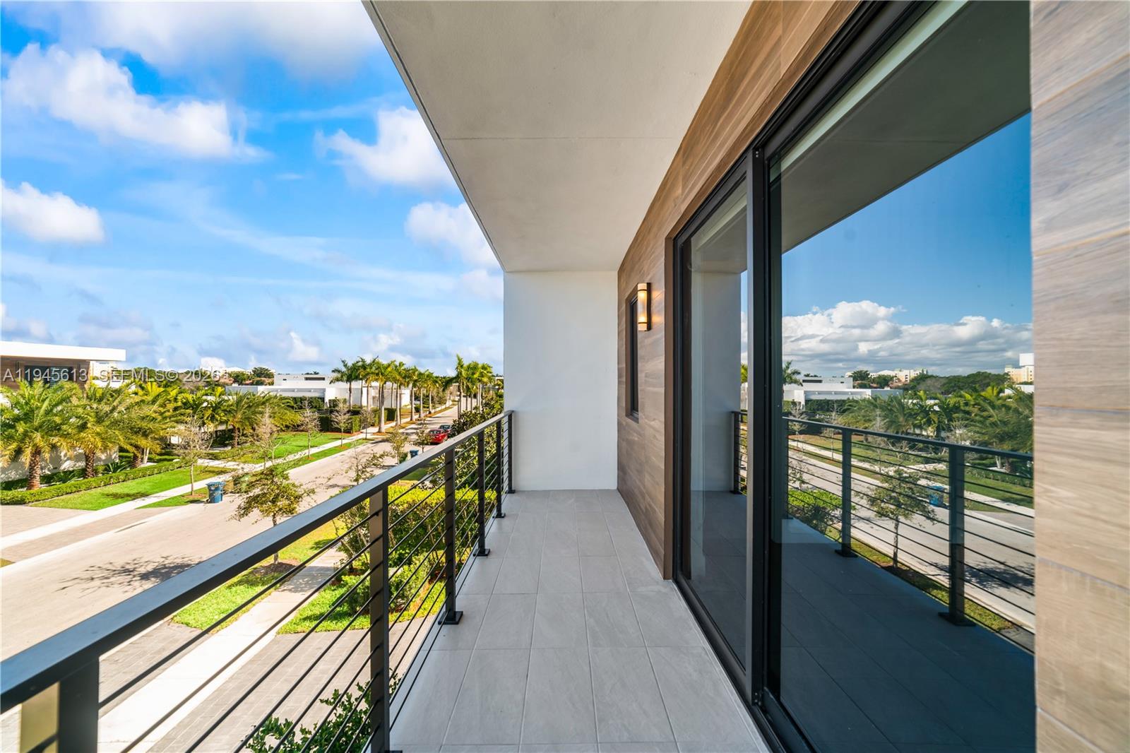 WESTON ESTATES - Residential