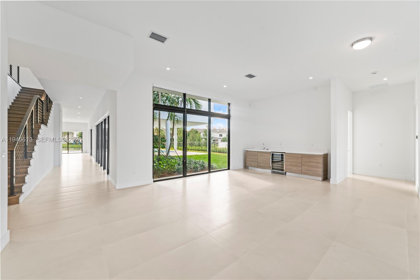 WESTON ESTATES - Residential