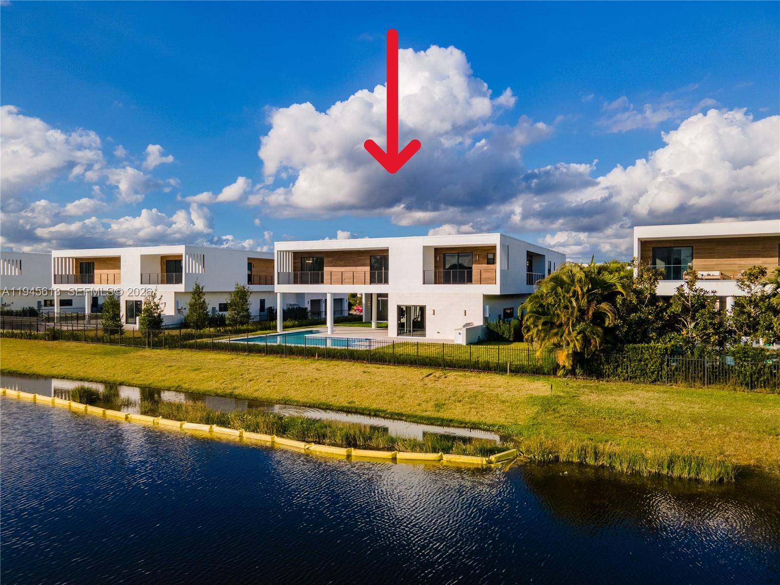 WESTON ESTATES - Residential